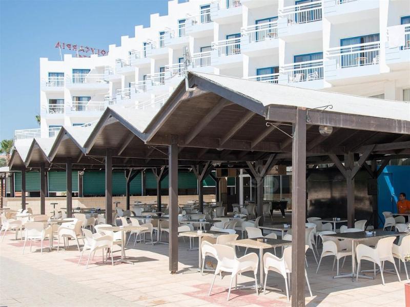 Polycarpia Hotel Pernera Екстер'єр фото
