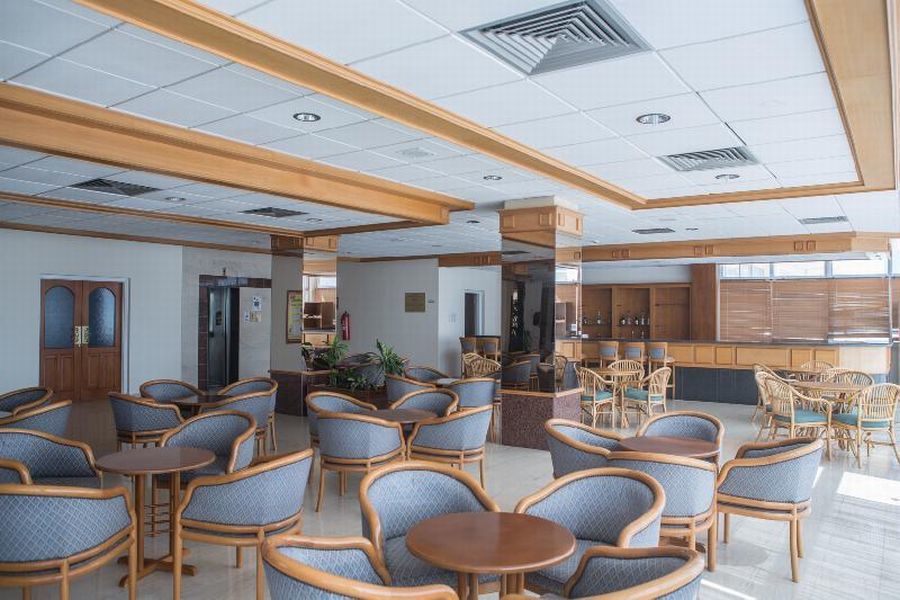 Polycarpia Hotel Pernera Екстер'єр фото